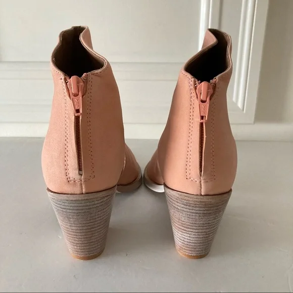 NWOT Free People Wilder Coral Sands Pointed Toe Ankle Boots/Booties Sz 41/11 - Picture 5 of 8